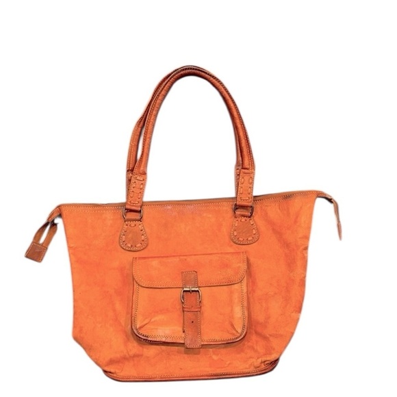 Vintage Handbags - Vintage leather bag